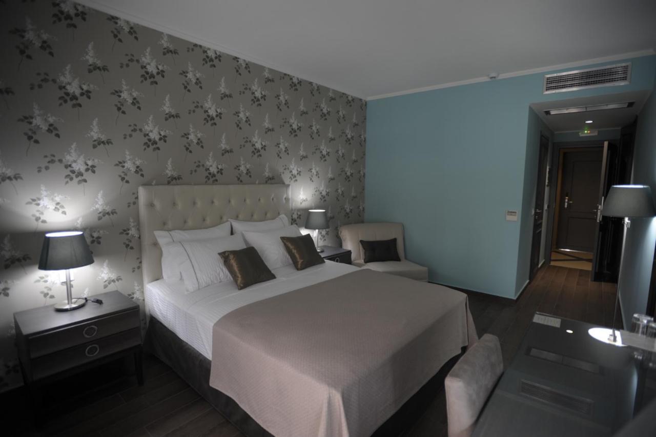 Theasis Hotel Paramythia Eksteriør billede